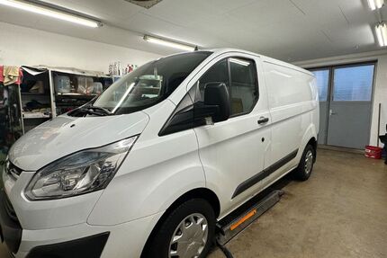 Ford Transit Custom 110.238 km 11.999 € Kabelsketal/OT Großkugel 06184