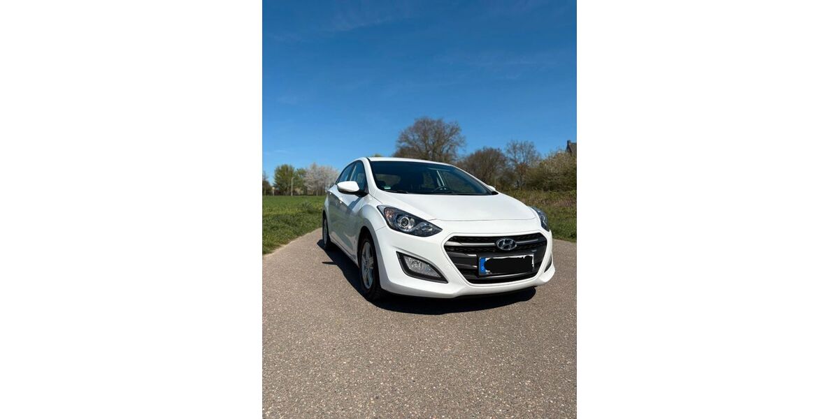 Hyundai i30 158.000 km 8.200 &euro; Mönchengladbach 41068