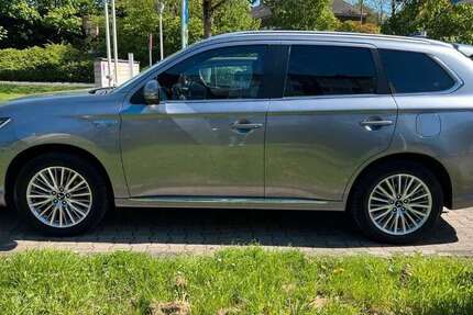 Mitsubishi Outlander 70.000 km 21.500 &euro; Neuss, Stadt 41462
