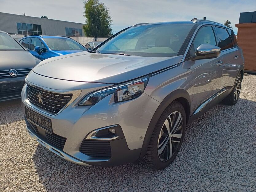 Peugeot 5008 118.265 km 19.999 € Fürth 90765