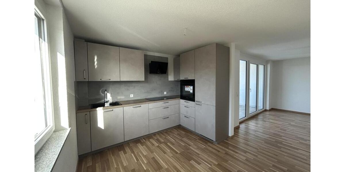 Etagenwohnung Neuenburg am Rhein - 3 Zimmer, 84 m&sup2;, 1.250&euro; | Angebot:25305624