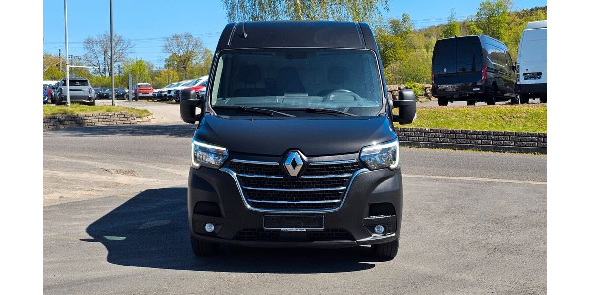 Renault Master 82.100 km 18.990 &euro; Fulda 36043