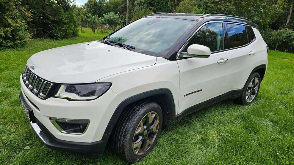 Jeep Compass 49.317 km 22.000 € Neschwitz 02699