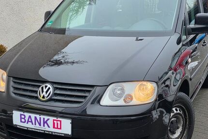 VW Caddy 216.400 km 3.998 &euro; Mönchengladbach 41063