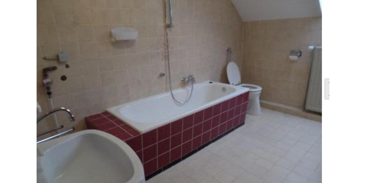 Einfamilienhaus Homburg - 6 Zimmer, 168 m&sup2;, 269.000&euro; | Angebot:26453281