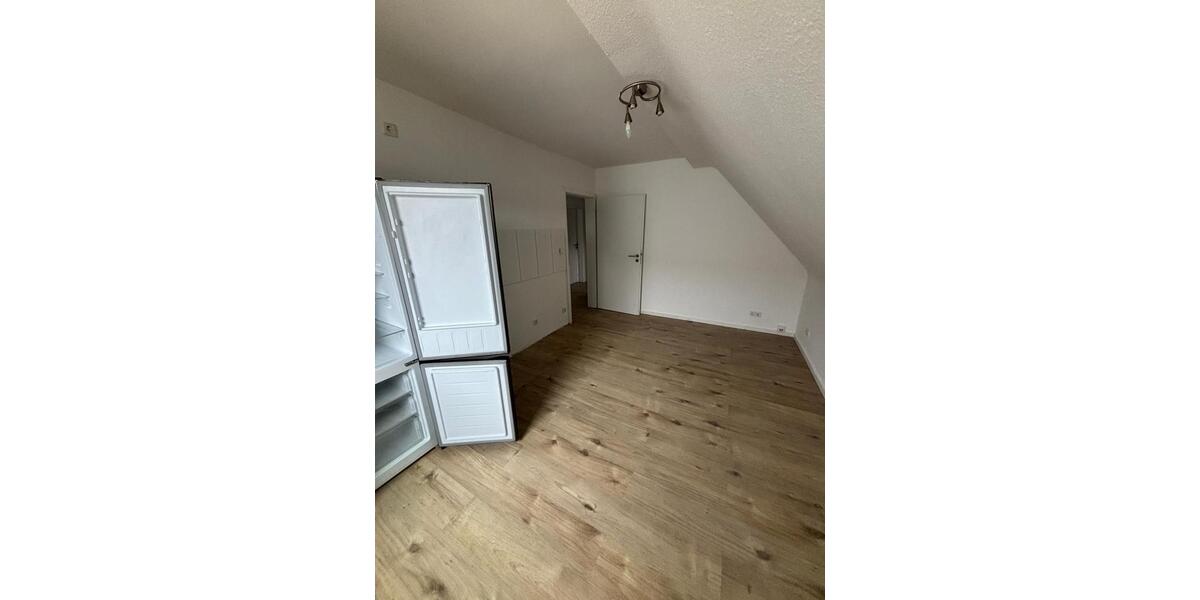 Dachgeschoßwohnung Bottrop Boy - 3 Zimmer, 53 m&sup2;, 500&euro; | Angebot:25560378