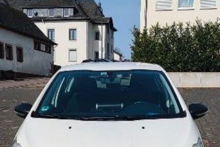 Peugeot 208 164.300 km 2.390 &euro; Freudenburg 54450