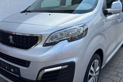 Peugeot Expert 215.109 km 12.990 &euro; Bergisch Gladbach 51467