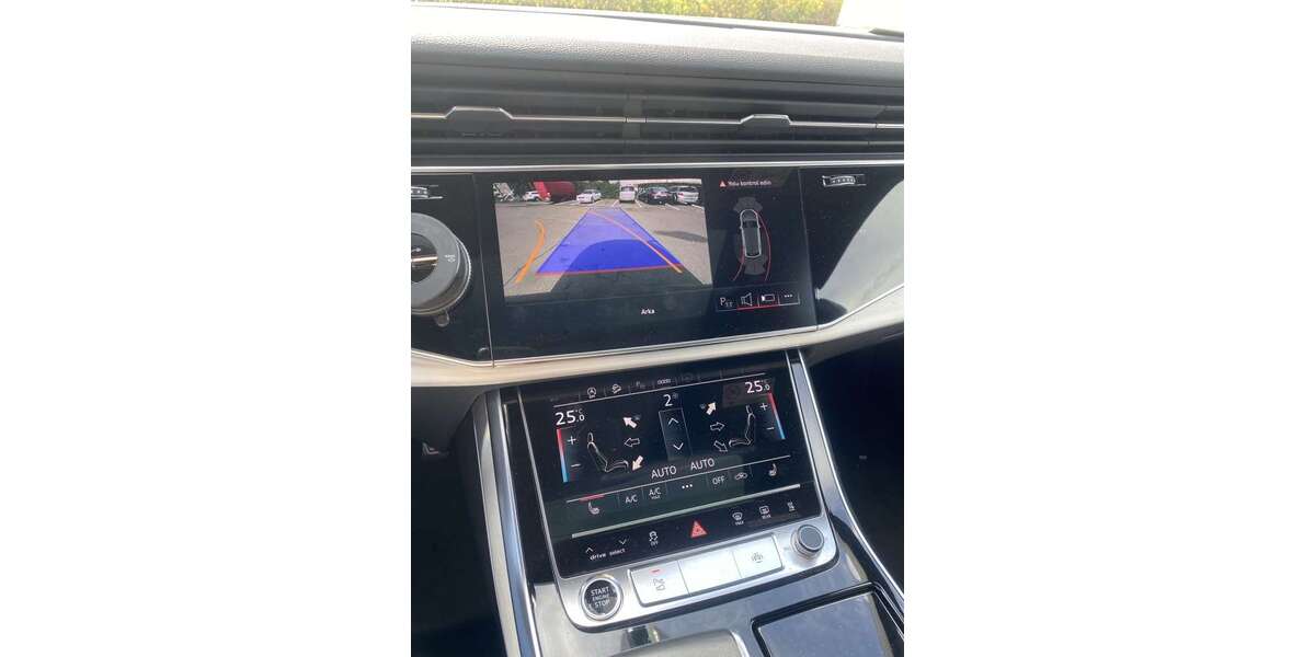 Audi Q8 107.000 km 52.000 &euro; Mannheim 68159
