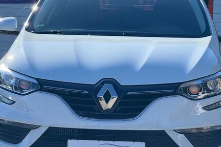 Renault Megane 103.642 km 6.666 &euro; VÖHRINGEN (LANDKREIS ROTTWEIL BEI STUTTGART) 72189
