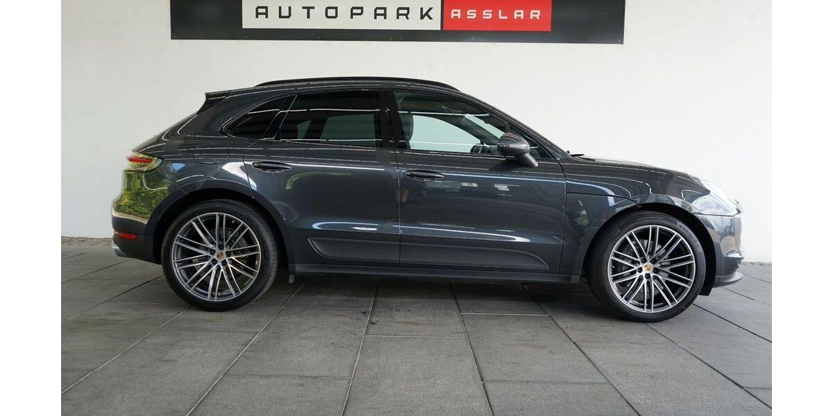 Porsche Macan 73.100 km 51.880 &euro; Asslar 35614