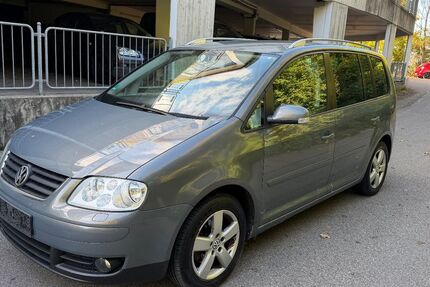 VW Touran 207.000 km 990 € Kempten 87437