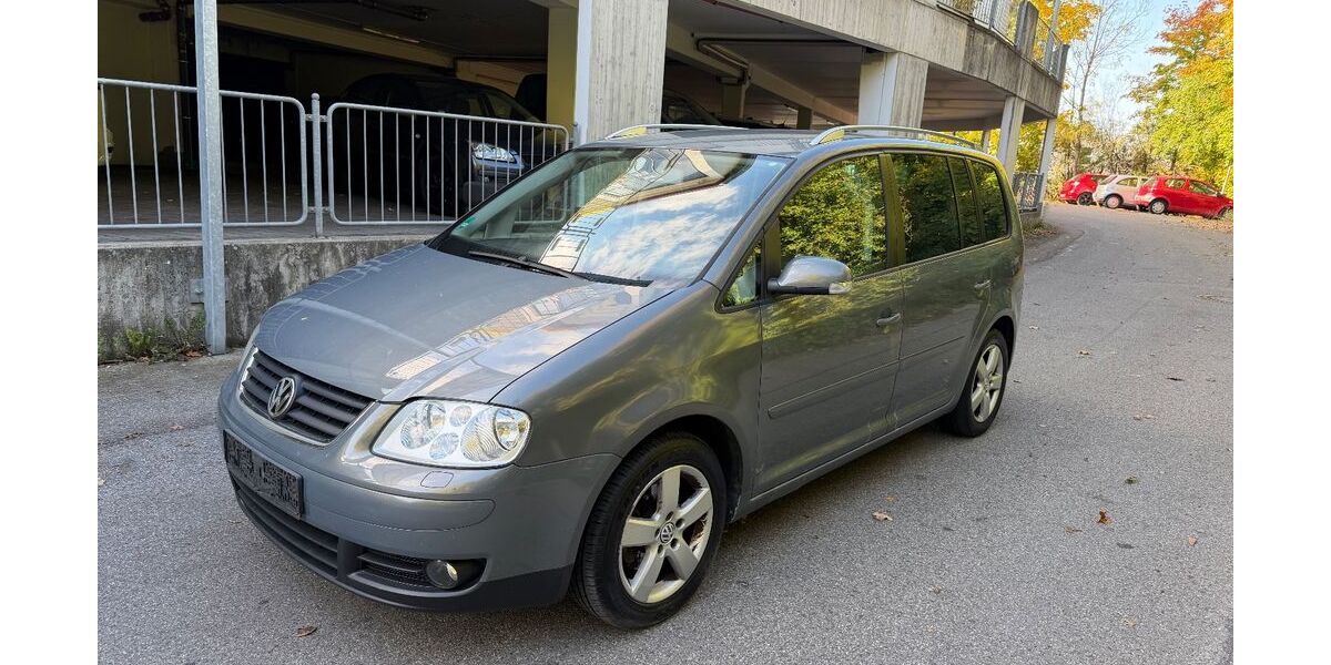 VW Touran 207.000 km 990 € Kempten 87437