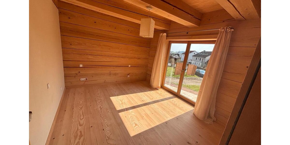 Einfamilienhaus Vilseck - 5 Zimmer, 160 m&sup2;, 830.000&euro; | Angebot:26223155