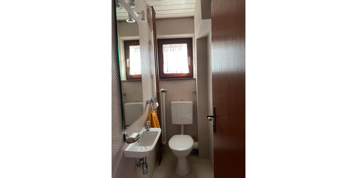 Etagenwohnung Schmitten im Taunus - 2.5 Zimmer, 75 m&sup2;, 950&euro; | Angebot:25392022