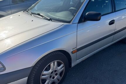 Toyota Avensis 174.000 km 1.700 &euro; Neu Wulmstorf 21629