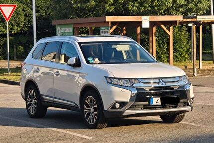 Mitsubishi Outlander 139.850 km 12.900 &euro; Bernsdorf 09337