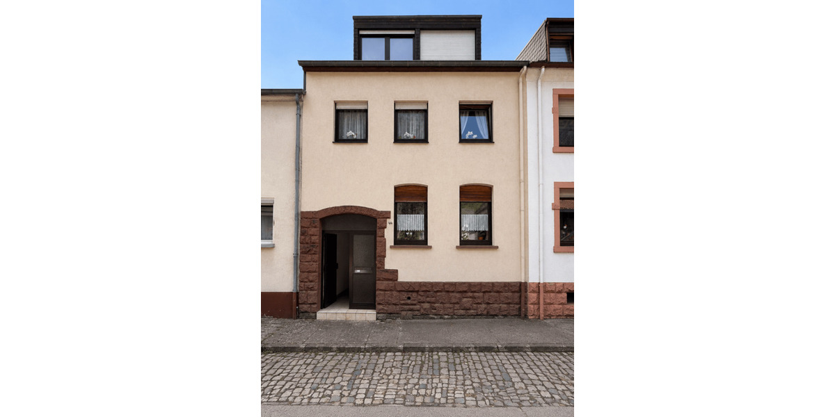 Mehrfamilienhaus, Wohnhaus Trier Biewer - 4 Zimmer, 135 m&sup2;, 175.000&euro; | Angebot:26886525