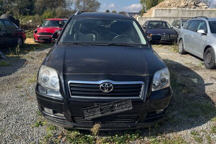 Toyota Avensis 194.000 km 1.350 € Ergoldsbach 84061