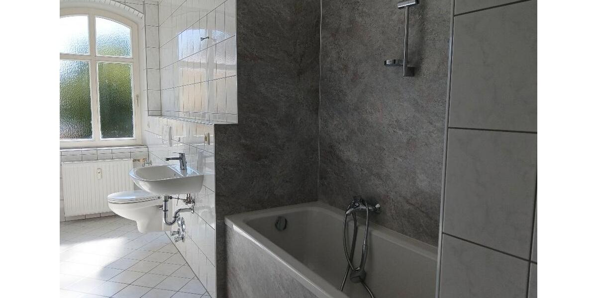 Etagenwohnung Weißwasser (Oberlausitz) - 4 Zimmer, 86 m&sup2;, 535&euro; | Angebot:25717012