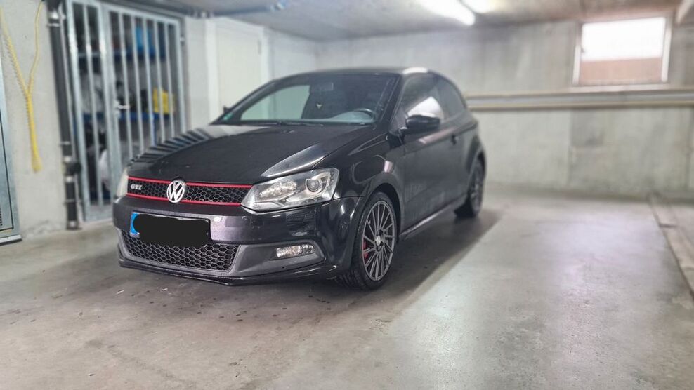 VW Polo 180.000 km 9.200 € Holzmaden 73271