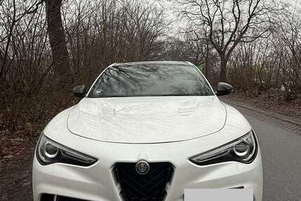 Alfa Romeo Stelvio 101.000 km 45.700 &euro; Köln 51103