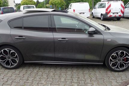 Ford Focus 50.000 km 20.600 &euro; Erlenbach a. Main 63906