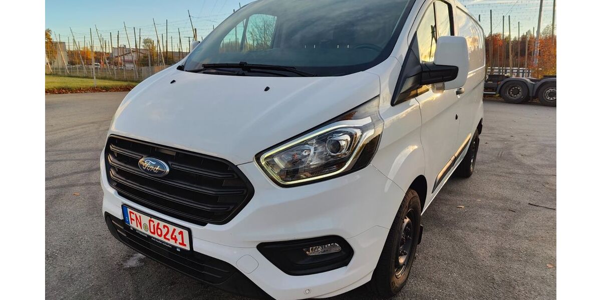 Ford Transit Custom 127.000 km 12.990 &euro; Tettnang 88069