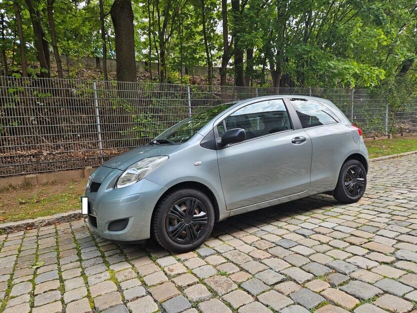 Yaris