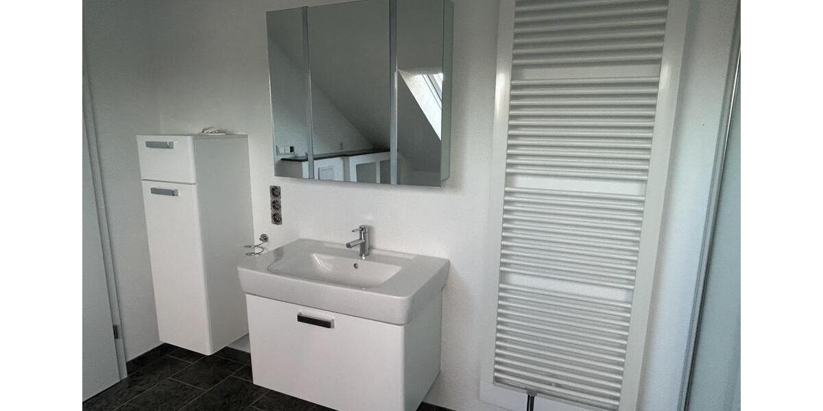 Dachgeschoßwohnung Karlshuld - 3 Zimmer, 140 m&sup2;, 1.250&euro; | Angebot:25145331