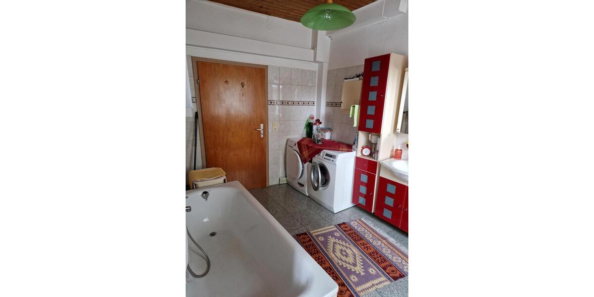 Einfamilienhaus Weißenburg in Bayern - 8 Zimmer, 160 m&sup2;, 399.000&euro; | Angebot:26283545