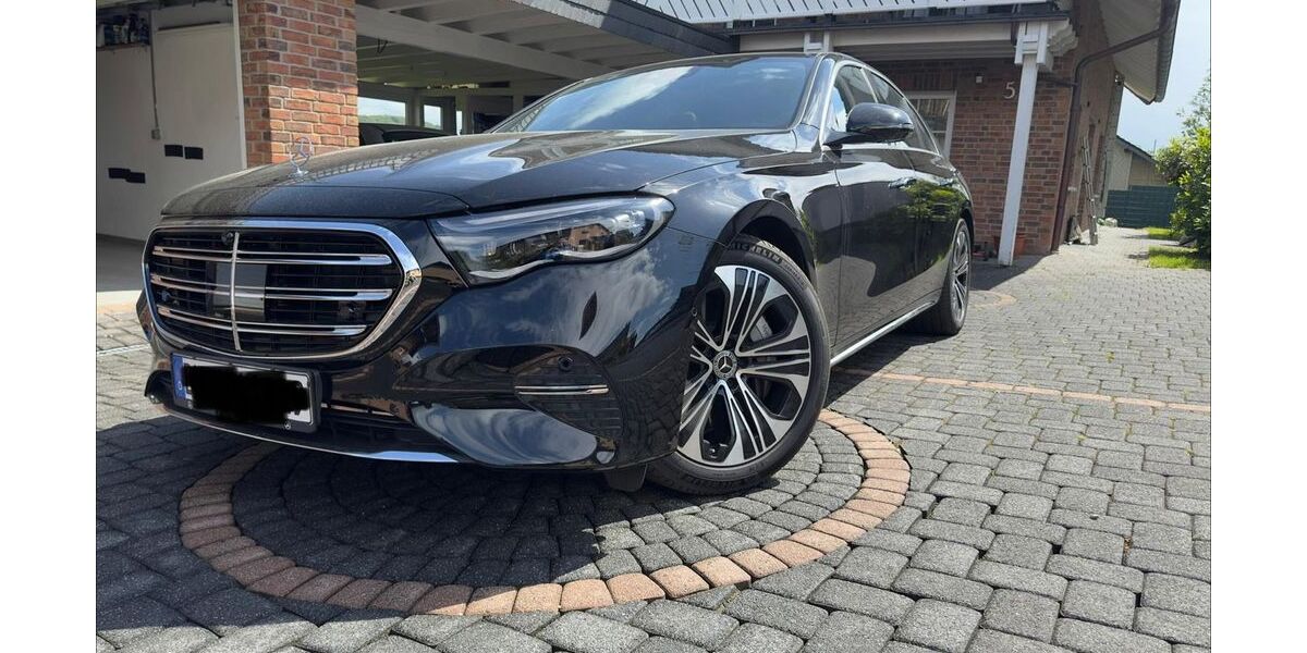 Mercedes-Benz E 220 2.400 km 62.500 &euro; Bergneustadt 51702