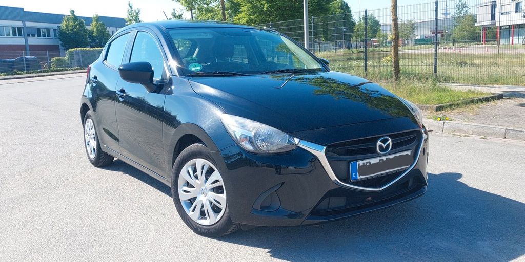 Mazda 2 109.000 km 6.490 &euro; Bremen 28219