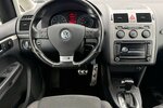 VW Touran 1.4 TSI DSG R-Line Highline Xenon Navi PDC 143.500 km 6.500 &euro; Altdorf 84032