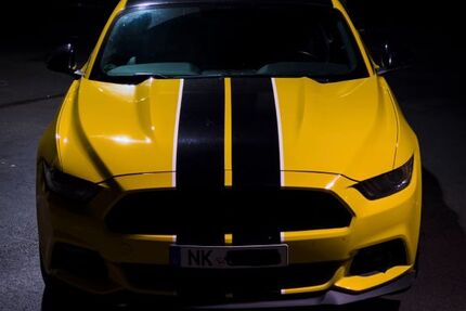 Ford Mustang 145.000 km 29.900 &euro; Illingen 66557