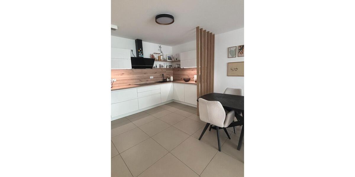 Etagenwohnung Butzbach - 3 Zimmer, 86 m&sup2;, 1.050&euro; | Angebot:26325840