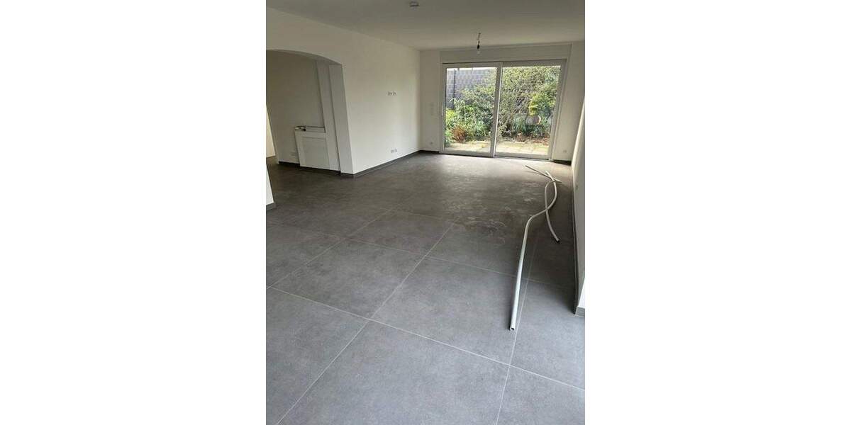 Etagenwohnung Mülheim Saarn - 3 Zimmer, 90 m&sup2;, 1.500&euro; | Angebot:24874819