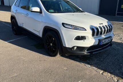 Jeep Cherokee 125.000 km 12.900 &euro; Stuttgart 70327
