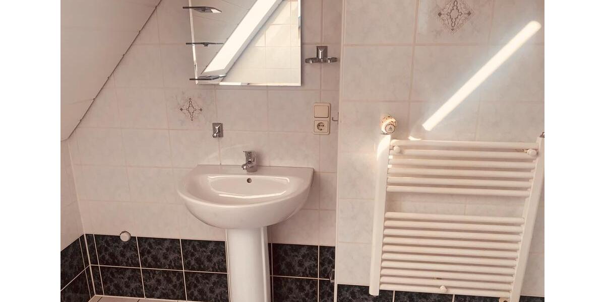 Dachgeschoßwohnung Saarbrücken Eschberg - 3 Zimmer, 78 m&sup2;, 159.000&euro; | Angebot:26858145
