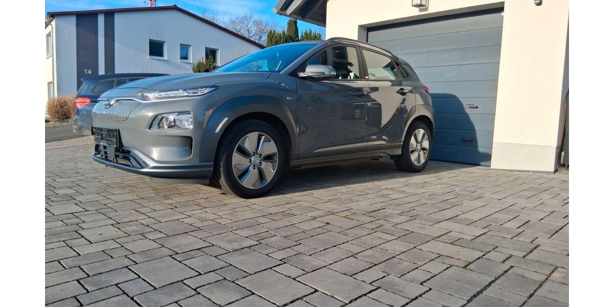 Hyundai KONA Elektro 43.265 km 14.799 &euro; Schenklengsfeld 36277