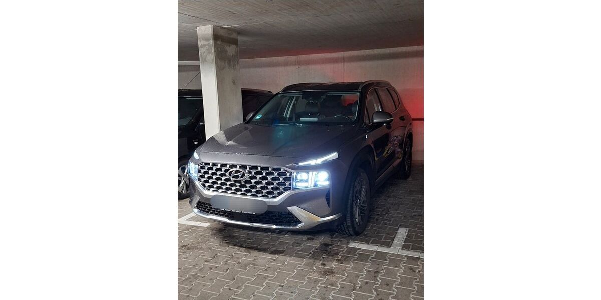 Hyundai SANTA FE 89.000 km 31.500 &euro; Backnang 71522