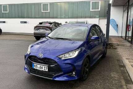 Toyota Yaris 1.800 km 27.950 &euro; Kreuztal 57223