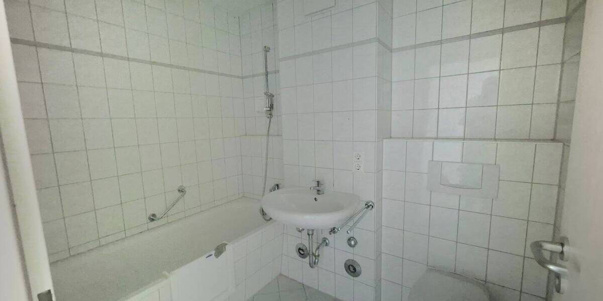 Etagenwohnung Dresden Klotzsche - 2 Zimmer, 52 m&sup2;, 149.000&euro; | Angebot:26842054