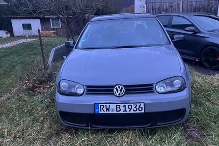 VW Golf 300.000 km 4.000 &euro; Oberndorf am Neckar 78727