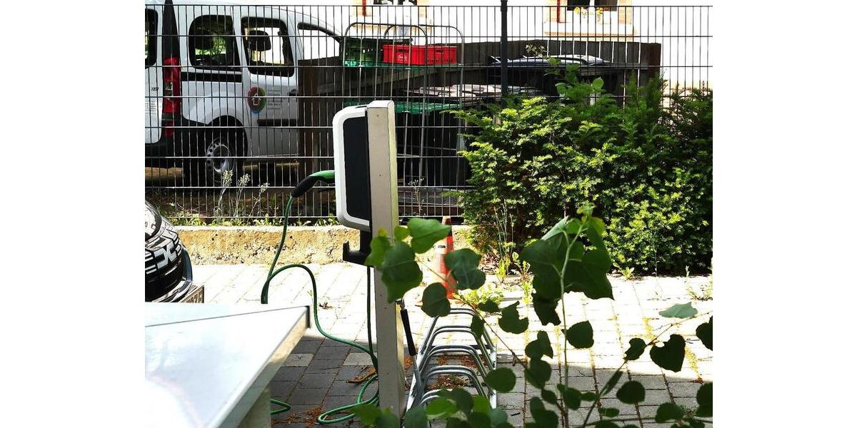 Erdgeschoßwohnung Frankfurt am Main Ost - 2 Zimmer, 82 m&sup2;, 1.400&euro; | Angebot:26300716