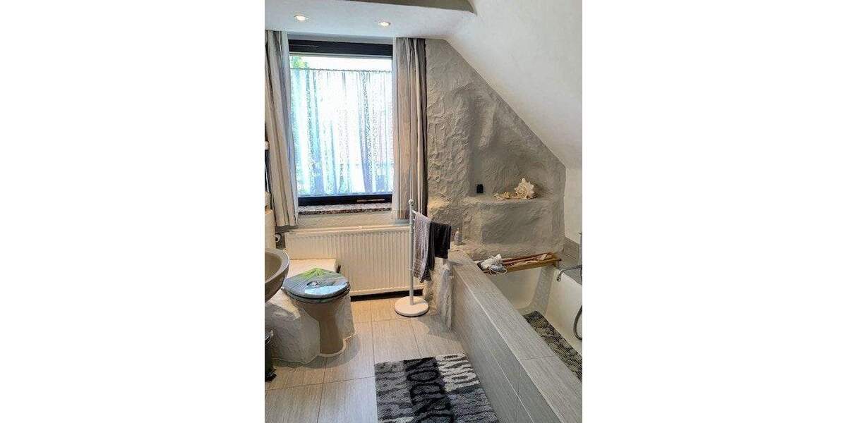 Doppelhaushälfte Werdau - 4 Zimmer, 115 m&sup2;, 155.000&euro; | Angebot:25741482