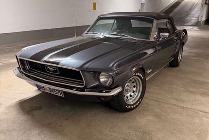 Ford Mustang 83.575 km 55.555 &euro; München 80801