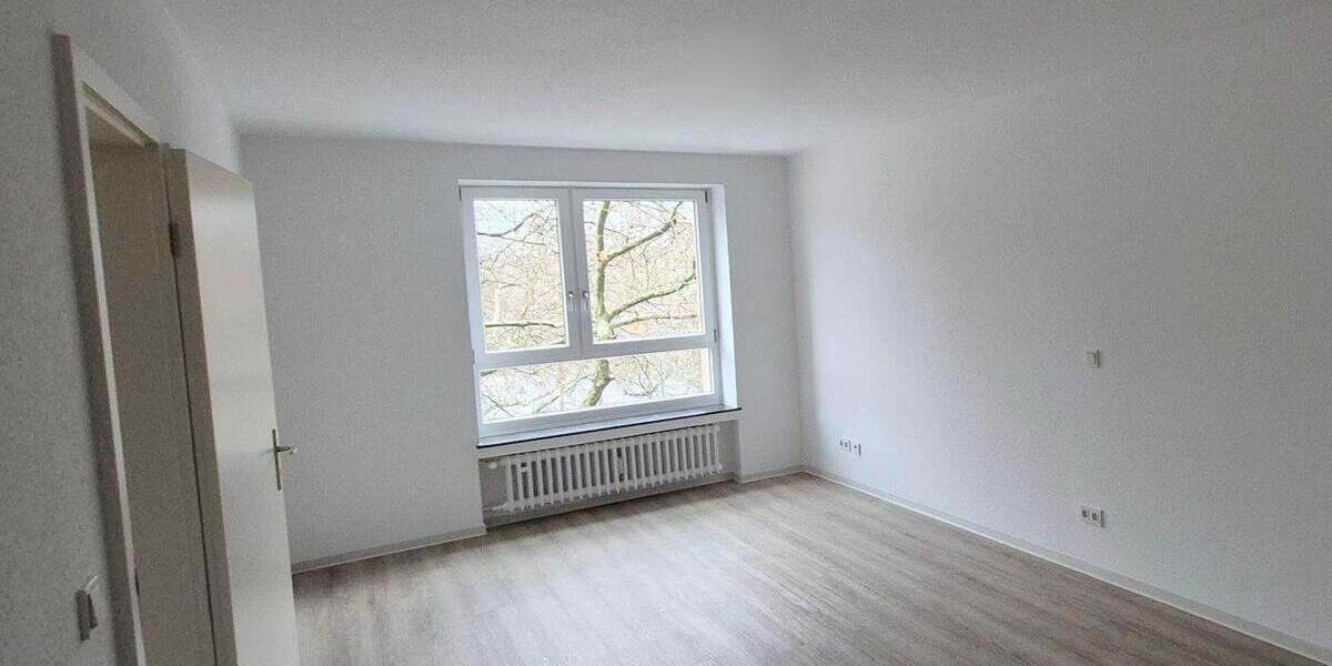 *Freiraum genießen - modernisierte 2-Zimmer-Wohnung* Tageslichtbad mit Wanne + Balkon + Aufzug 2 zimmer