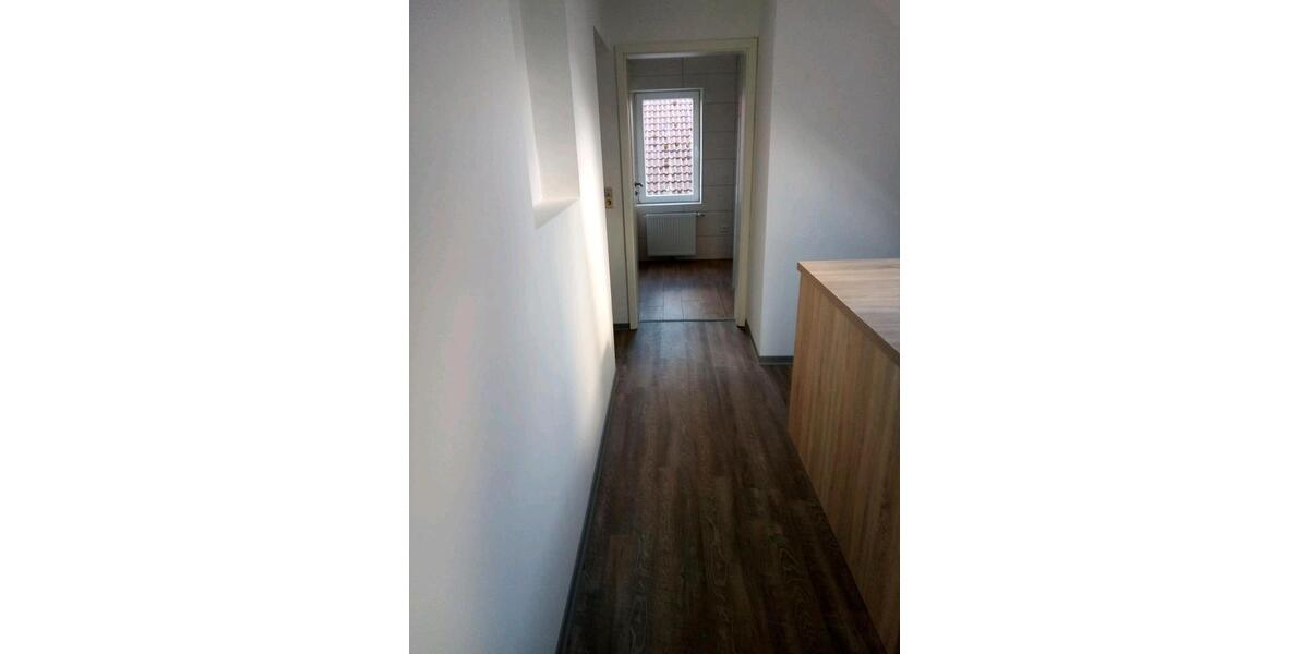 Dachgeschoßwohnung Apen - 3 Zimmer, 70 m&sup2;, 850&euro; | Angebot:25380283