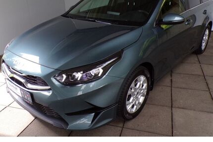Kia ceed / Ceed 57.995 km 20.970 &euro; Lennestadt 57368